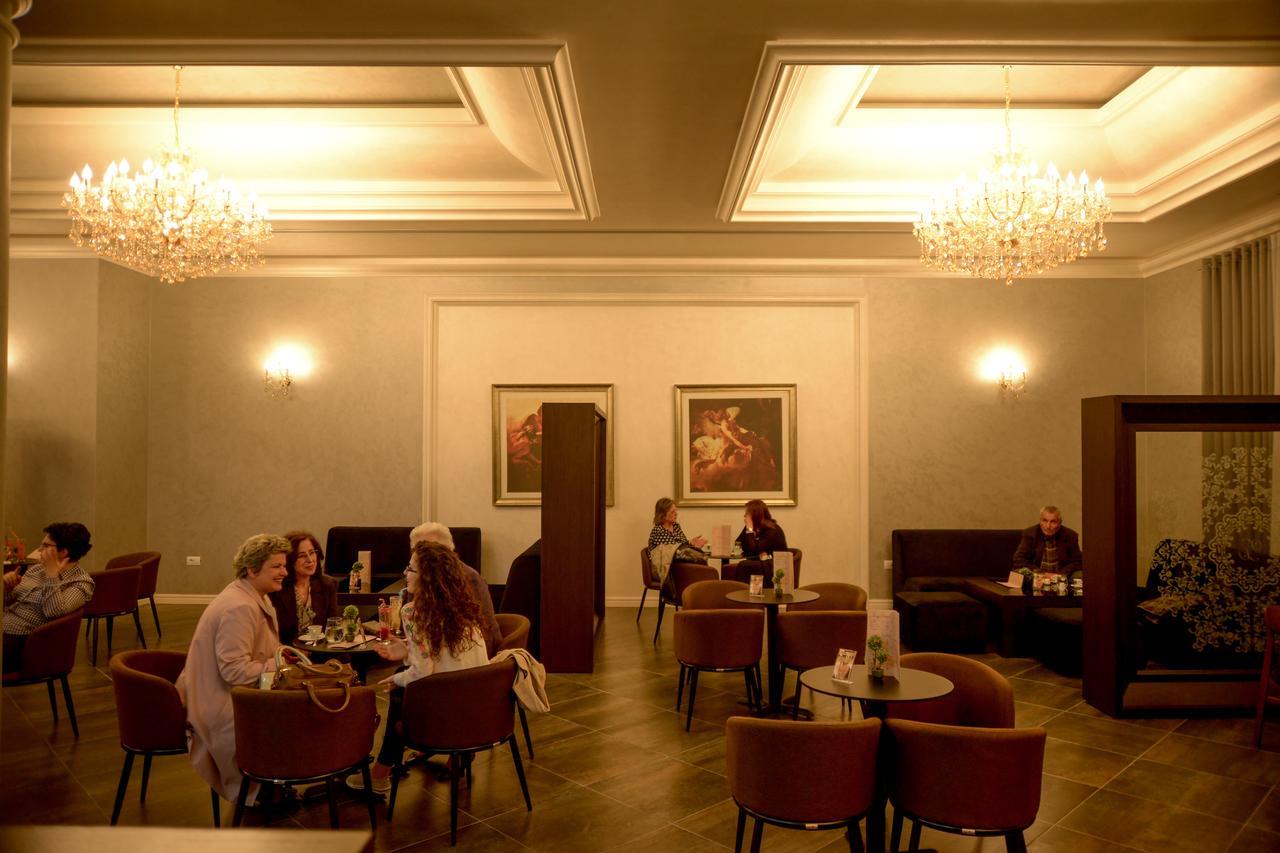 Hotel Vila Imperial Elbasan Exteriér fotografie