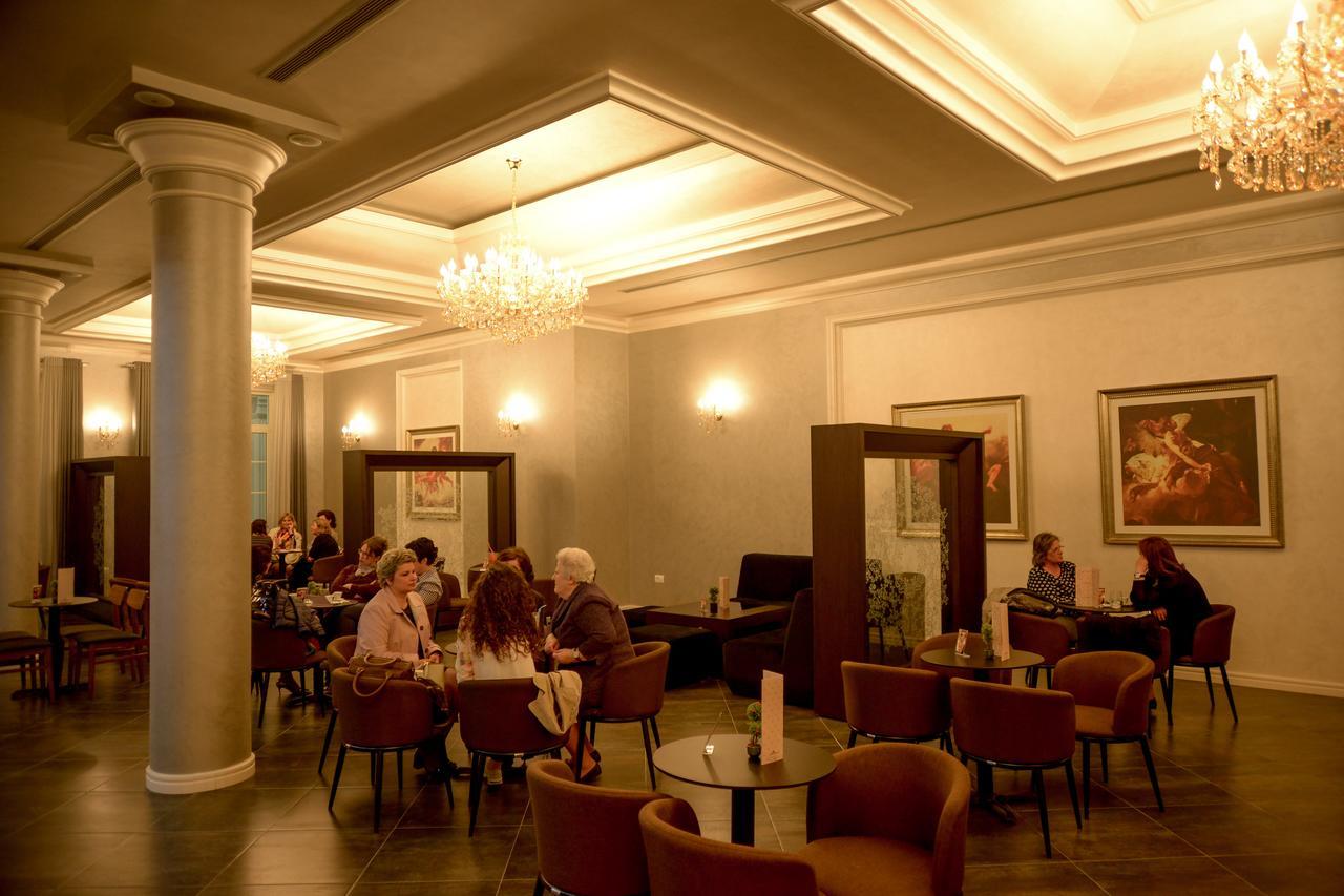 Hotel Vila Imperial Elbasan Exteriér fotografie